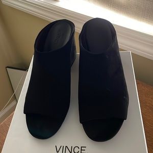 Vince black suede Petra open toed sandal size 8.5